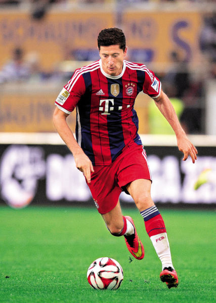 利亚女足的 利亚女足的